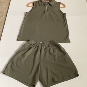 Westport Ltd by Dress Barn 2pc green  Short set Women’s size S/M